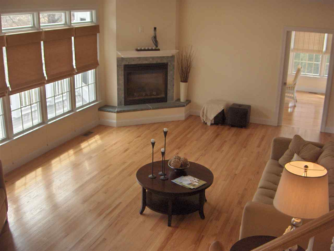 resized-2349823-Living room FP.JPG